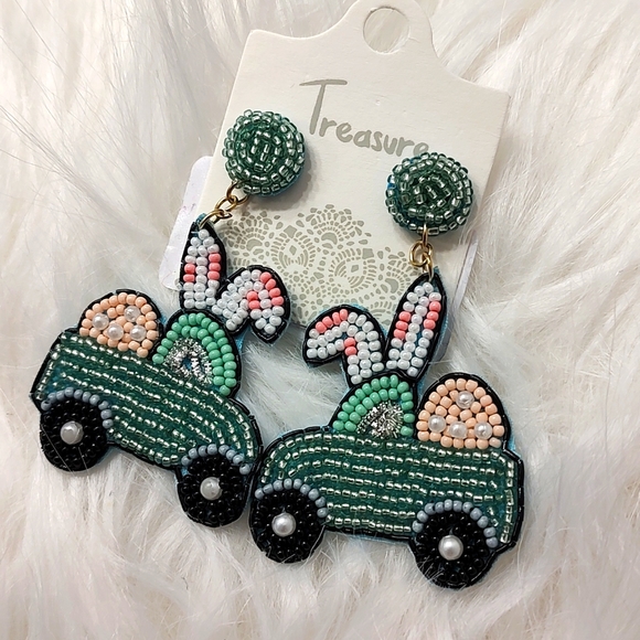 💞NWT Treasure Brand Ladies/Teens Beaded Easter Bunny 🐇 Truck Earrings, Adorabl - Picture 4 of 4